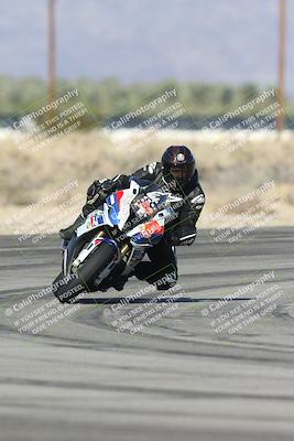 media/Nov-30-2025-TrackXperience (Sun) [[c0061d280f]]/1-Level 3/Session 3 (Turn 16)/